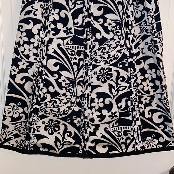 🔥3/$20🔥 Old Navy black and white cotton skirt size 4 - Picture 3 of 9